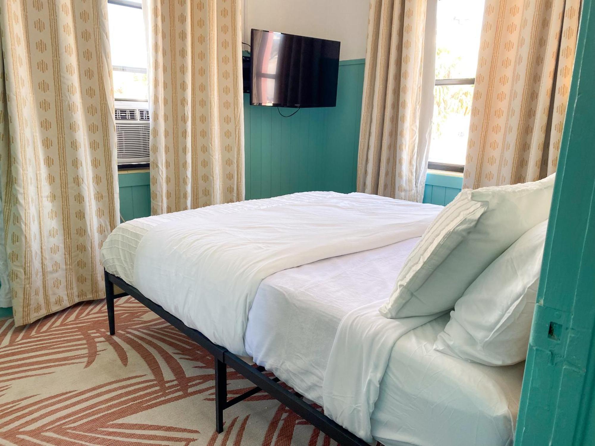 Oasis Palms Resort セント・ピート・ビーチ エクステリア 写真