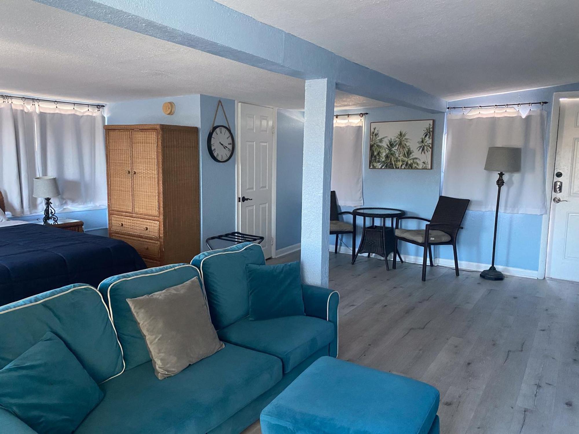 Oasis Palms Resort セント・ピート・ビーチ エクステリア 写真
